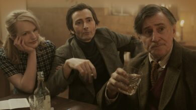 Лудостта да си нормален | Mad to Be Normal (2017)