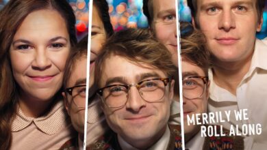 Весело продължаваме напред | Merrily We Roll Along (2025)